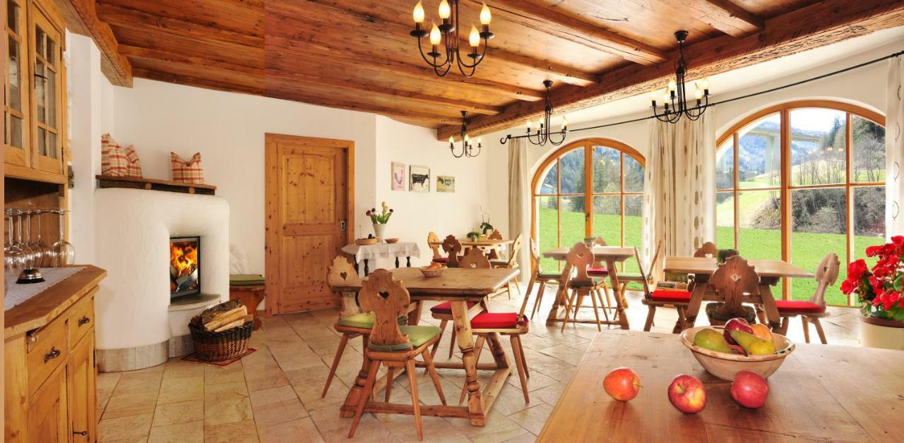 Appartement Wolfenhof คอลเลอิซาร์โค ภายนอก รูปภาพ